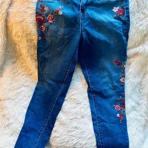 Mossimo embroidered jeggings.